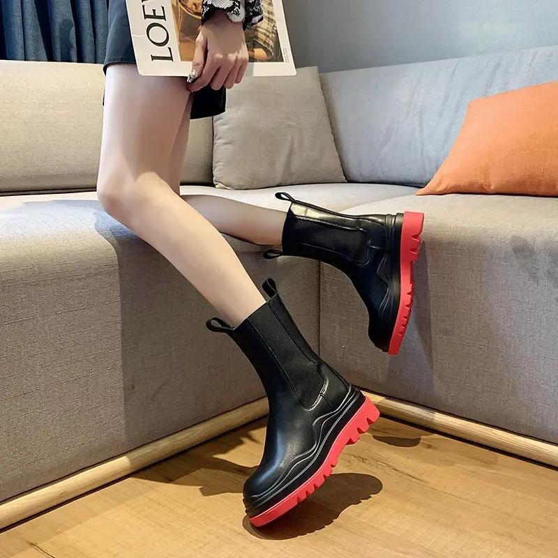 Fashion PU Leather Platform Chelsea Boots Women Thick Bottom Non-Slip Ankle Boots Woman Waterproof Flat Booties Femme
Fashion PU Leather Platform Chelsea Boots Women Thick Bottom Non-Slip Ankle Boots Woman Waterproof Flat Booties Femme
