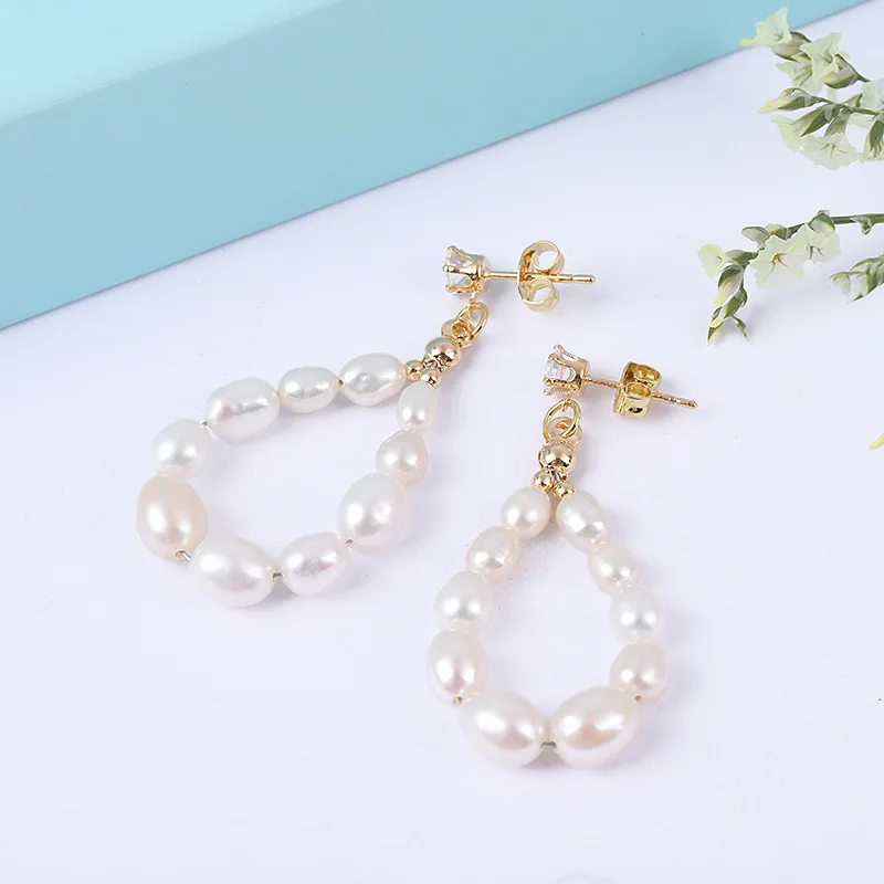 Origin Summer French Waterdrop Hollow Out Freshwater Pearl Dangle Earrings for Femme Exquisite Rhinestone Party Earrings Gift
Origin Summer French Waterdrop Hollow Out Freshwater Pearl Dangle Earrings for Femme Exquisite Rhinestone Party Earrings Gift