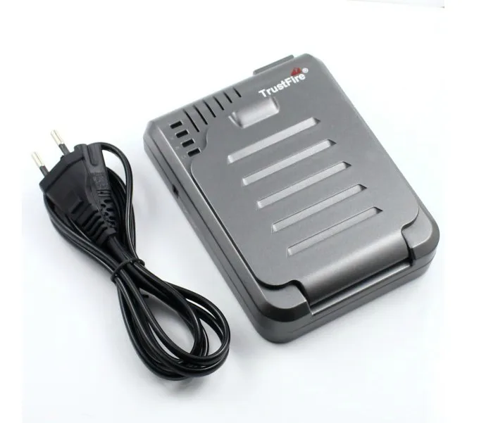 

Trustfire TR-003 4CH 14500 16340 18650 Rechargeable Lithium Battery Charger DC 4.2v 4x 500mA output 4 channel LED indication