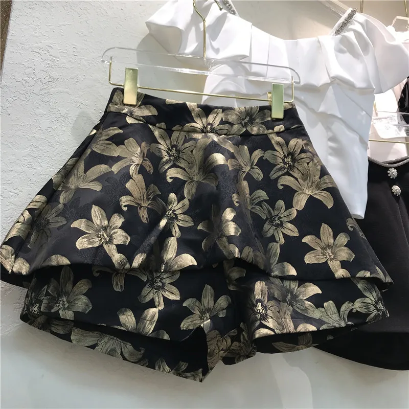 Retro Printed Short Women 2021 Autumn New Slim Fit High Waist All-Matching Pettiskirt Korean Style Flare Shorts Femme
Retro Printed Short Women 2021 Autumn New Slim Fit High Waist All-Matching Pettiskirt Korean Style Flare Shorts Femme