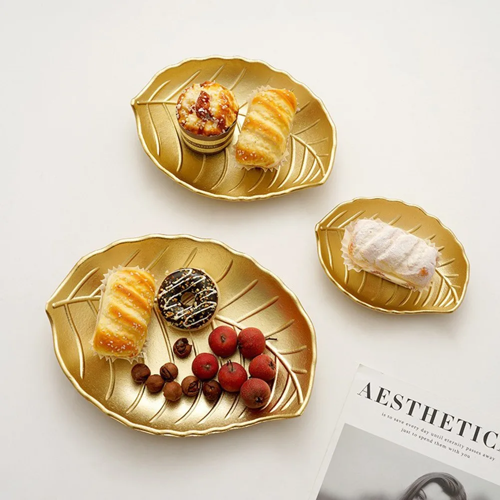 Nordic Wooden Plate Tableware Simple Storage Snacks Dessert Plate Golden Leaf Pineapple Shape Tray Table Dining Table Home Decor
Nordic Wooden Plate Tableware Simple Storage Snacks Dessert Plate Golden Leaf Pineapple Shape Tray Table Dining Table Home Decor