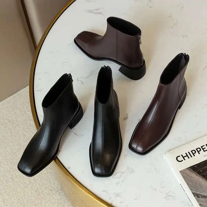 Lenkisen genuine leather square toe med heel Chelsea boots concise style solid young lady daily wear convenient ankle boots L41
Lenkisen genuine leather square toe med heel Chelsea boots concise style solid young lady daily wear convenient ankle boots L41