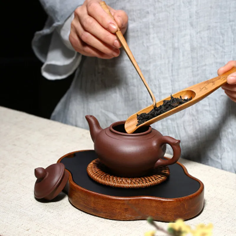 Teteras Teapot Yixing Zisha Clay Chinese Handmade Tea Pot Gongfu Set 160ml High Quality New Design Safe Packaging With Gift Box
Teteras Teapot Yixing Zisha Clay Chinese Handmade Tea Pot Gongfu Set 160ml High Quality New Design Safe Packaging With Gift Box