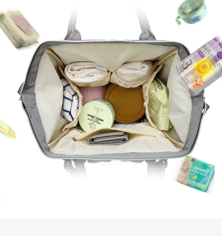 2019 Diaper Bag Mummy Daddy Backpack Baby Stroller Bag Waterproof Oxford Handbag Nursing Nappy Bag Kits USB Rechargeable Holder
2019 Diaper Bag Mummy Daddy Backpack Baby Stroller Bag Waterproof Oxford Handbag Nursing Nappy Bag Kits USB Rechargeable Holder