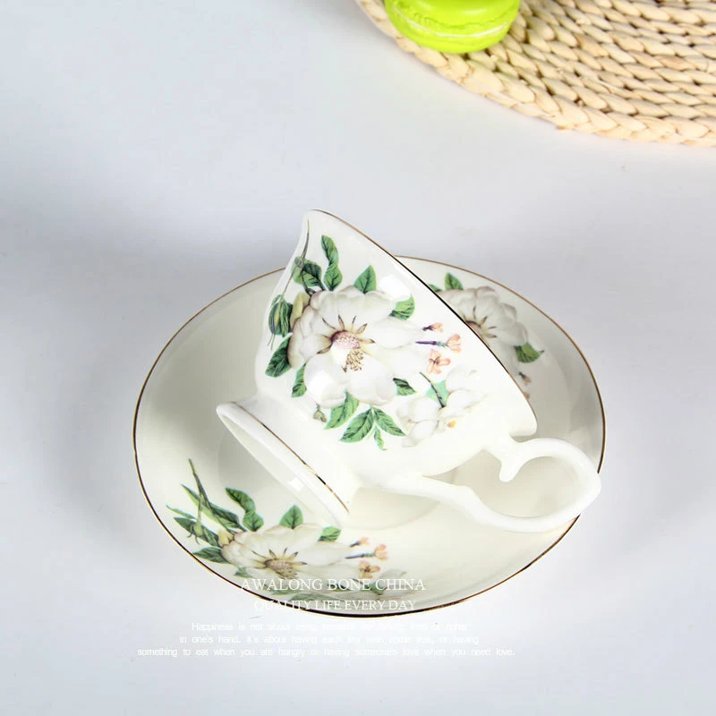 European Ceramic Flower Cup With High Quality China Tumblerful Suit British Glass Red Promotional Gift From Holiday Friend
European Ceramic Flower Cup With High Quality China Tumblerful Suit British Glass Red Promotional Gift From Holiday Friend