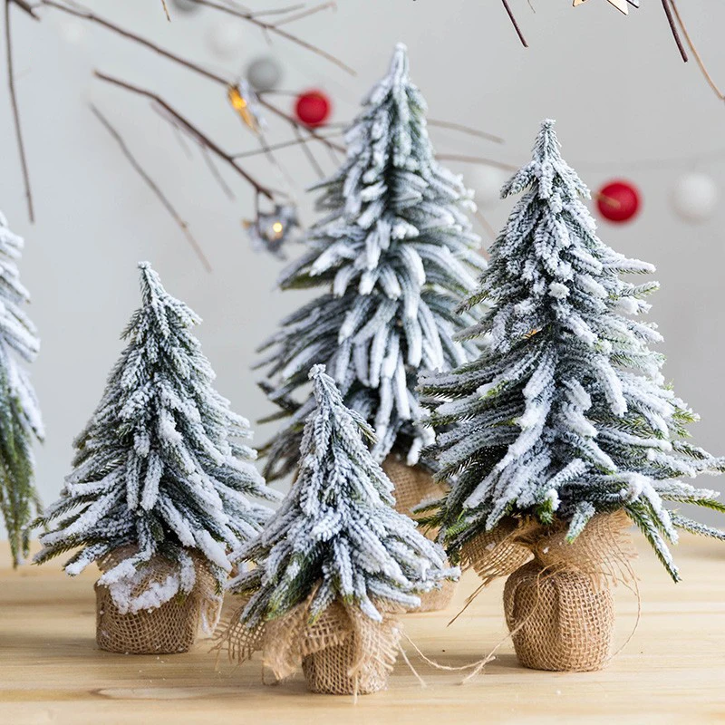Garden Christmas Tree Ornaments Baby Room Kit Figurines Small Ornaments Vintage Aesthetic Cloth Natal Decoration Crafts ZZ50XX
Garden Christmas Tree Ornaments Baby Room Kit Figurines Small Ornaments Vintage Aesthetic Cloth Natal Decoration Crafts ZZ50XX