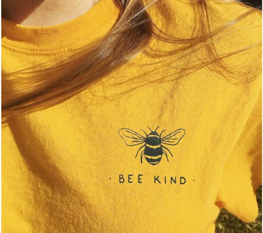 bee kind t shirt graphic tees 2019 christmas top letter casual women vintage plus size tshirt punk korean clothes
bee kind t shirt graphic tees 2019 christmas top letter casual women vintage plus size tshirt punk korean clothes