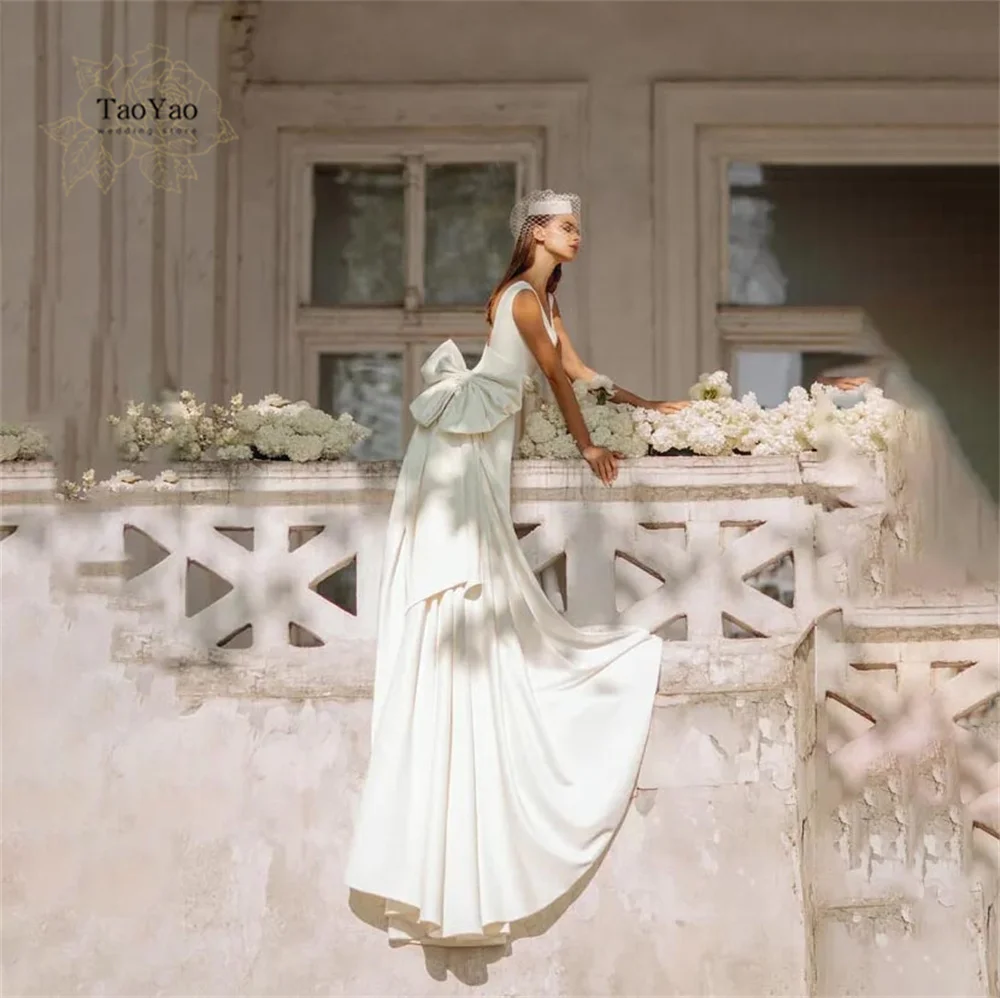 Two-piece Wedding Dress Sleeveless Square Neckline Bow Detachable Open Back Satin White Bridal Gown Vestidos De Novia
Two-piece Wedding Dress Sleeveless Square Neckline Bow Detachable Open Back Satin White Bridal Gown Vestidos De Novia