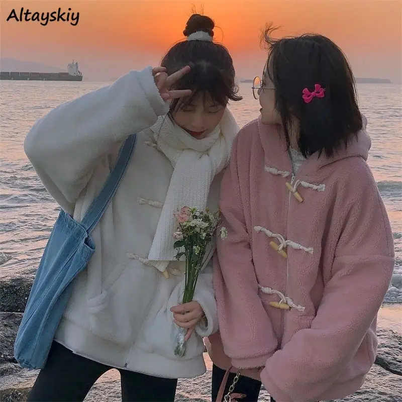Women Cute Jackets Faux Lambswool Hooded Zipper Thickening Coats Horn Button Preppy Style Sweet Friends Winter Overcoats Female
Women Cute Jackets Faux Lambswool Hooded Zipper Thickening Coats Horn Button Preppy Style Sweet Friends Winter Overcoats Female