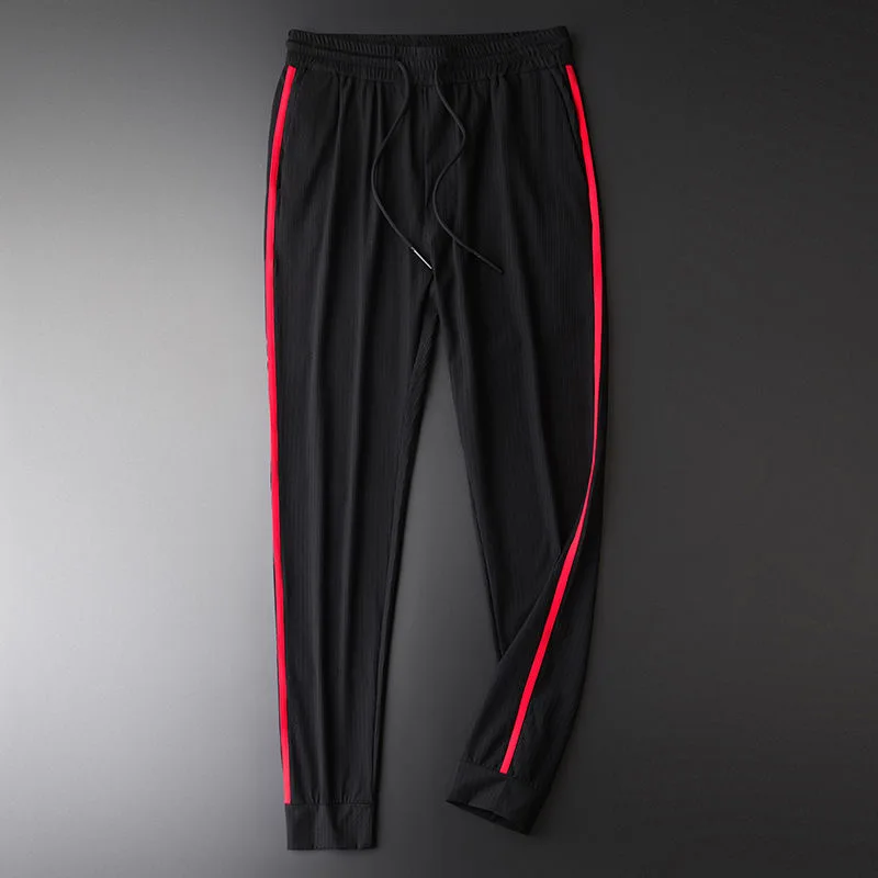 Summer thin casual sports short-sleeved suit men's contrast color webbing fashion short-sleeved T-shirt two-piece straight pants
Summer thin casual sports short-sleeved suit men's contrast color webbing fashion short-sleeved T-shirt two-piece straight pants