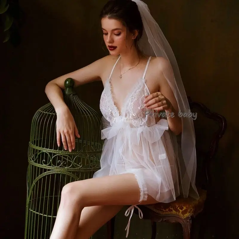 Sexy Night Dress Bride Women SleepWear Mesh Ruffles Princess See Through Deep V Three Pieces Backless Sexy Young Girl Nightgowns
Sexy Night Dress Bride Women SleepWear Mesh Ruffles Princess See Through Deep V Three Pieces Backless Sexy Young Girl Nightgowns