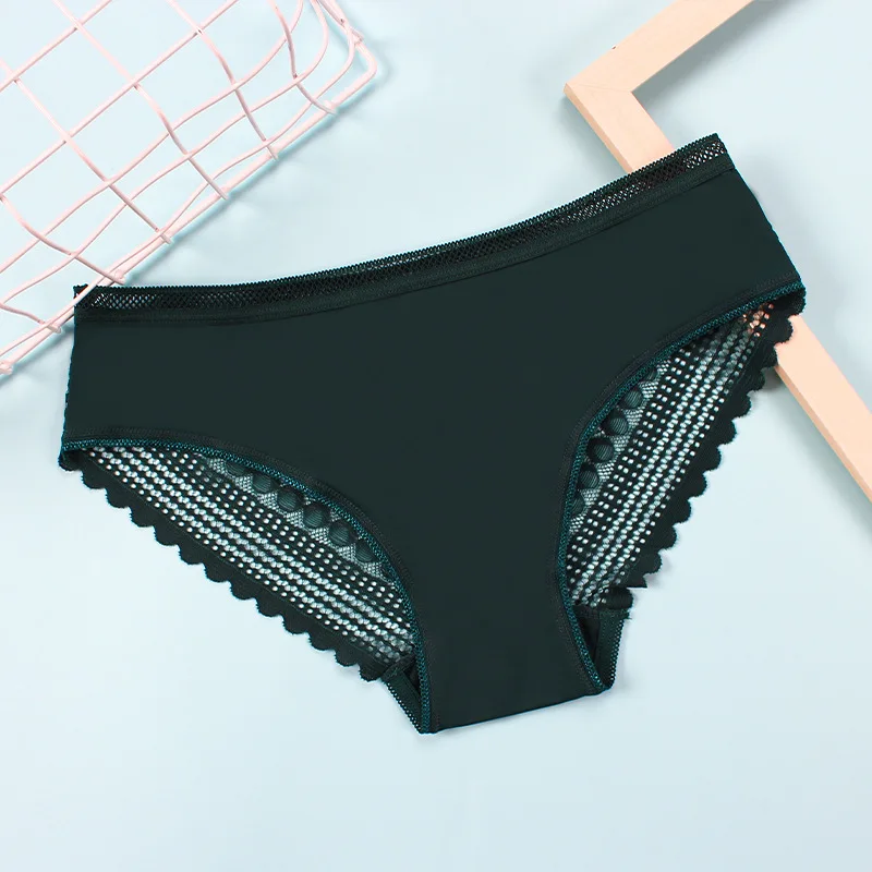 2021 New Luxury Ice Silk Striped Seamless Women's Underwear Transparent Lace Panties Lingerie Sexy Low-Waist Female Briefs Tanga
2021 New Luxury Ice Silk Striped Seamless Women's Underwear Transparent Lace Panties Lingerie Sexy Low-Waist Female Briefs Tanga