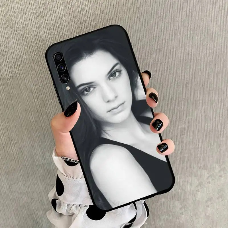 Kylie Jenner Star Broke Girls Guide Phone Case For Samsung A20 A30 30s A40 A7 2018 J2 J7 prime J4 Plus S5 Note 9 10 Plus
Kylie Jenner Star Broke Girls Guide Phone Case For Samsung A20 A30 30s A40 A7 2018 J2 J7 prime J4 Plus S5 Note 9 10 Plus