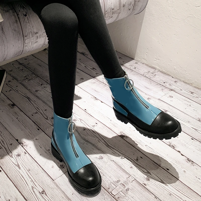 Genuine Leather Chunky Heels ankle boots Women's Ladies boots zippers Decoration 2020 Newest Winter Party Shoes Woman
Genuine Leather Chunky Heels ankle boots Women's Ladies boots zippers Decoration 2020 Newest Winter Party Shoes Woman