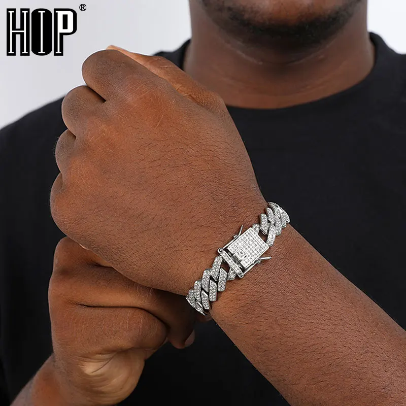 Hip Hop AAA Bling 13.5MM Prong Cuban Chain 2 Row Iced Out Men's Bracelet Rhinestone Zircon Paved Bracelets For Men Women Jewelry 
Hip Hop AAA Bling 13.5MM Prong Cuban Chain 2 Row Iced Out Men's Bracelet Rhinestone Zircon Paved Bracelets For Men Women Jewelry