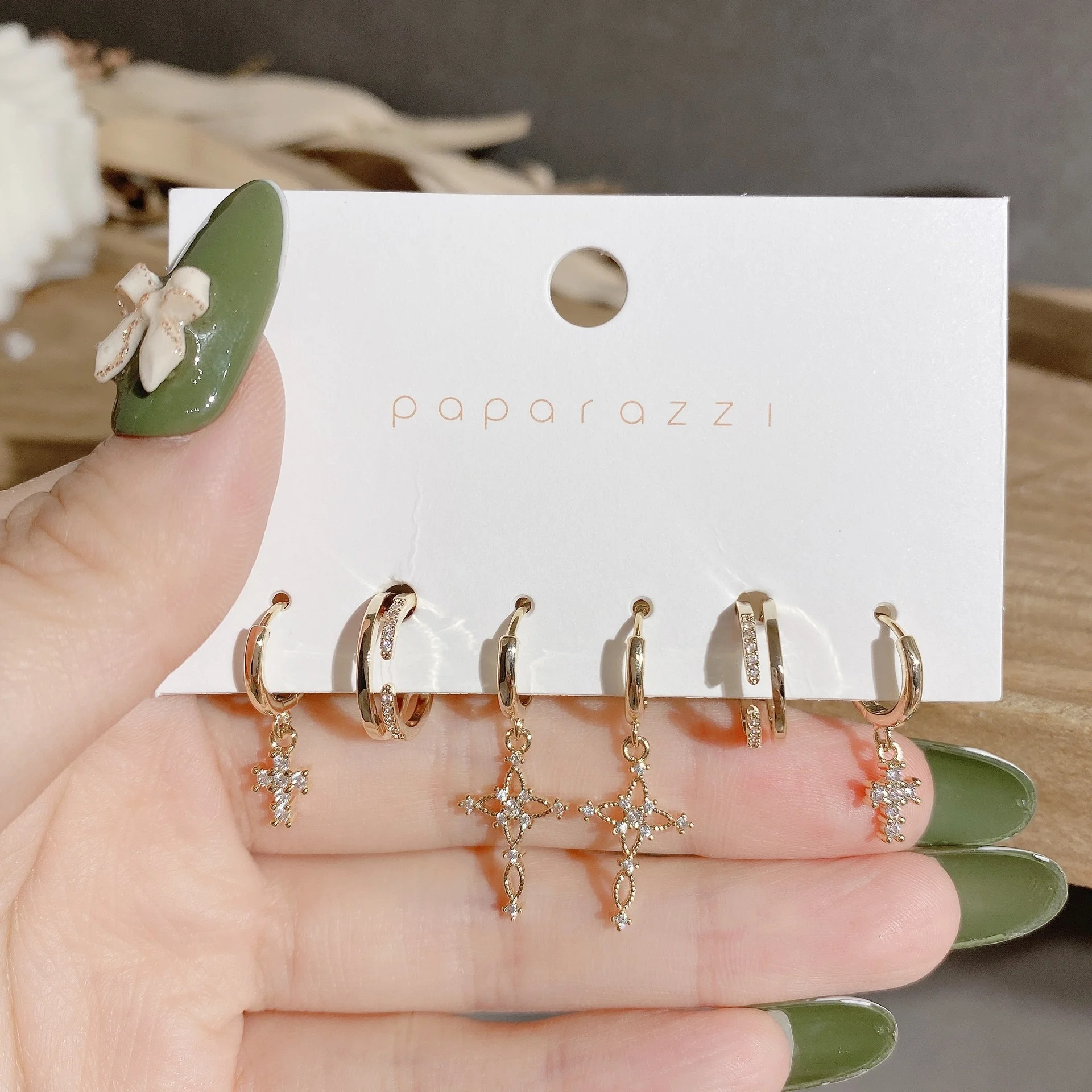 Creative Multi Earring Set Fashion Luxury Cross Zircon Earrings Ear Clip Earrings Charm Personality Simple Female Wedding
Creative Multi Earring Set Fashion Luxury Cross Zircon Earrings Ear Clip Earrings Charm Personality Simple Female Wedding