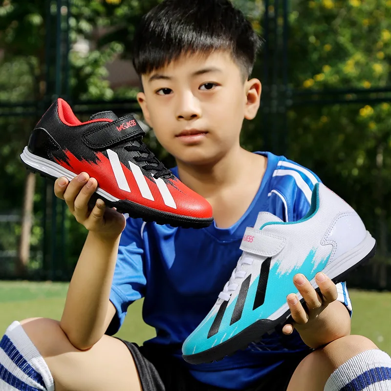 New Children's football shoes indoor student football shoes boys and girls children's football training sports shoes size 28 -39
New Children's football shoes indoor student football shoes boys and girls children's football training sports shoes size 28 -39