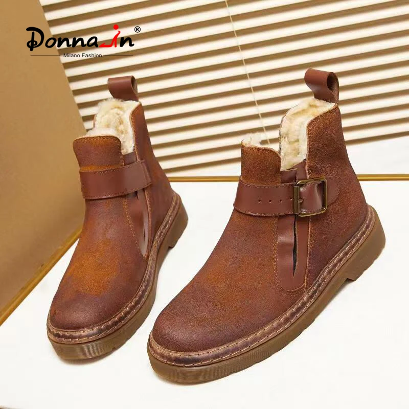 Donna-in 2021 Winter Snow Boots for Women Soft Rubber Sole Natural Wool Fur Luxury Nubuck Buckle Ankle Boots Flat Heel Footwear
Donna-in 2021 Winter Snow Boots for Women Soft Rubber Sole Natural Wool Fur Luxury Nubuck Buckle Ankle Boots Flat Heel Footwear