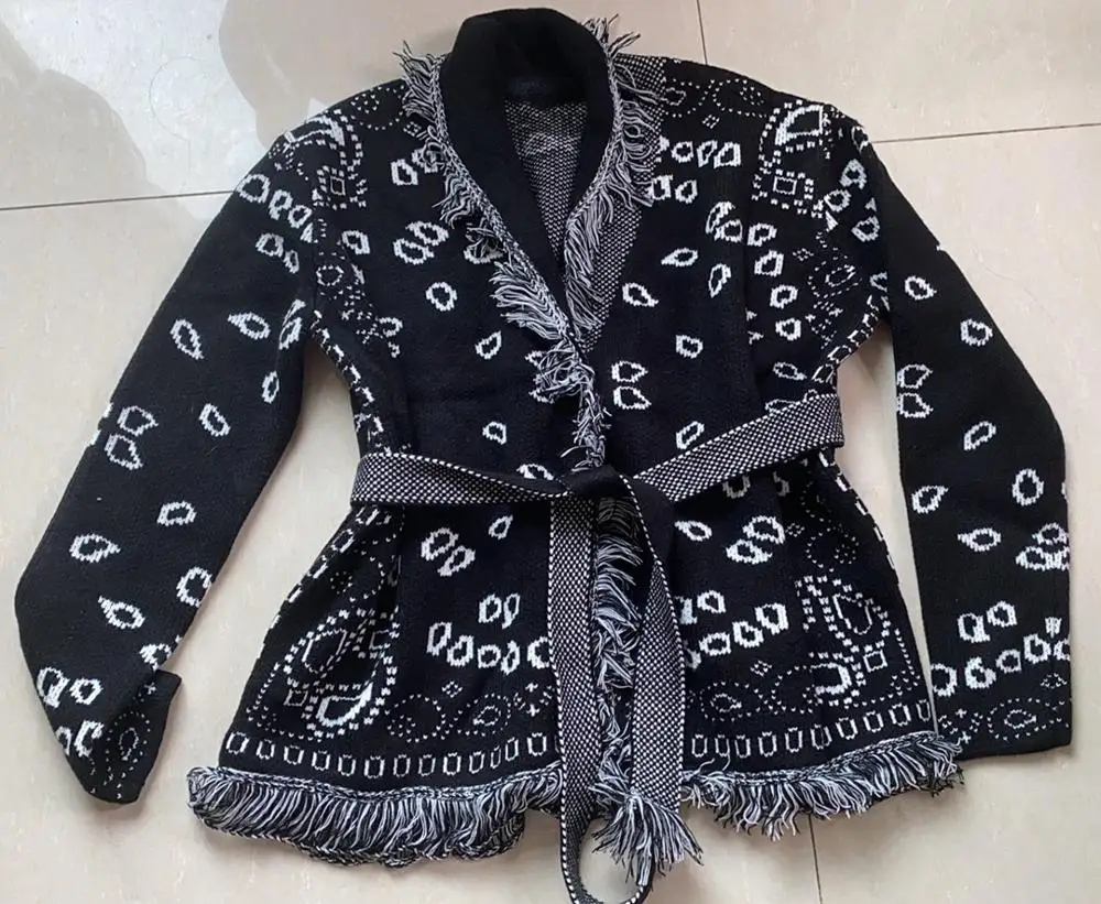 Quality 2021FW High Autumn Women Tassel Sweater Female Luxury Cashmere Unisex Cardigans Coat
Quality 2021FW High Autumn Women Tassel Sweater Female Luxury Cashmere Unisex Cardigans Coat