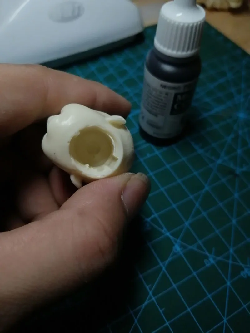 DIY Unpainted 1/6 Wolf Boy Head Sculpt Male Kids Soldier Head Carving Fit 7'' Action Figure Body
DIY Unpainted 1/6 Wolf Boy Head Sculpt Male Kids Soldier Head Carving Fit 7'' Action Figure Body