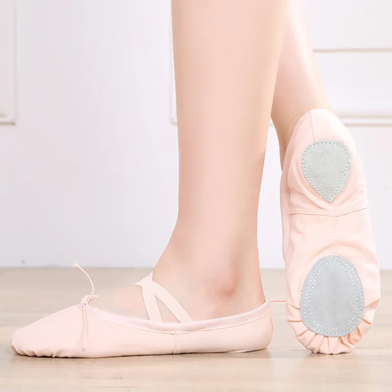 Мягкие тканевые шлепанцы для йоги USHINE, для учеников, для спортзала и помещений, холщовые балетные танцевальные туфли для детей, девочек, жен... 
Мягкие тканевые шлепанцы для йоги USHINE, для учеников, для спортзала и помещений, холщовые балетные танцевальные туфли для детей, девочек, жен...