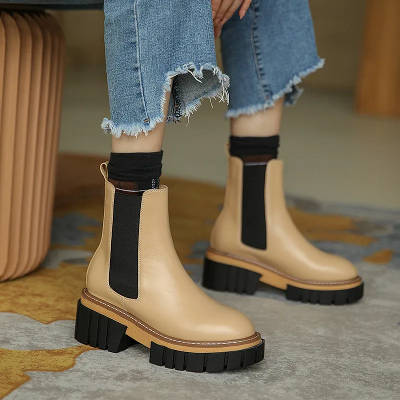 ASUMER 2020 hot sale genuine leather platform shoes women ankle boots round toe fashion casual vintage Chelsea boots woman
ASUMER 2020 hot sale genuine leather platform shoes women ankle boots round toe fashion casual vintage Chelsea boots woman