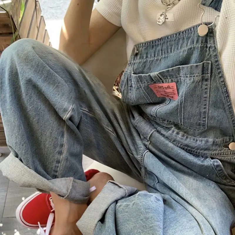 One-Piece Denim Overalls Women's Wide-Leg Denim Overalls All-Match Streetwear Suspenders Korean Fashion Casual Jeans Women
One-Piece Denim Overalls Women's Wide-Leg Denim Overalls All-Match Streetwear Suspenders Korean Fashion Casual Jeans Women