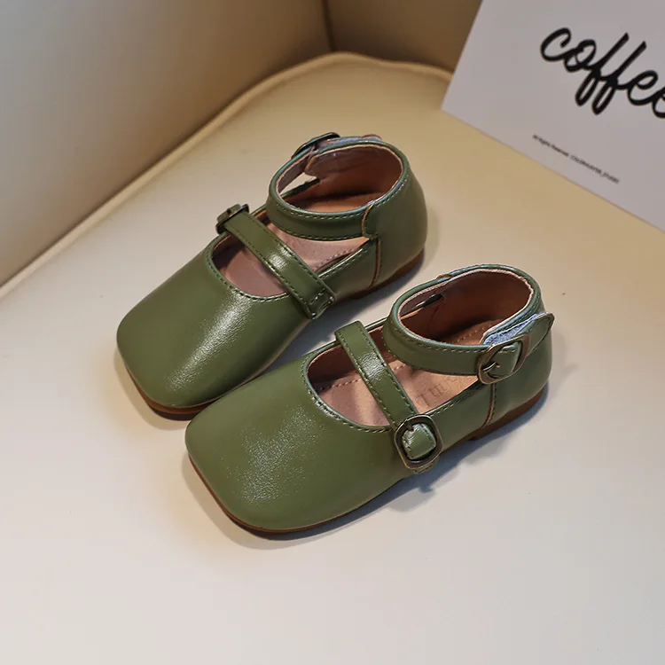 Female baby shoes spring and autumn 2020 new breathable autumn small leather shoes square toe soft bottom children princess
Female baby shoes spring and autumn 2020 new breathable autumn small leather shoes square toe soft bottom children princess