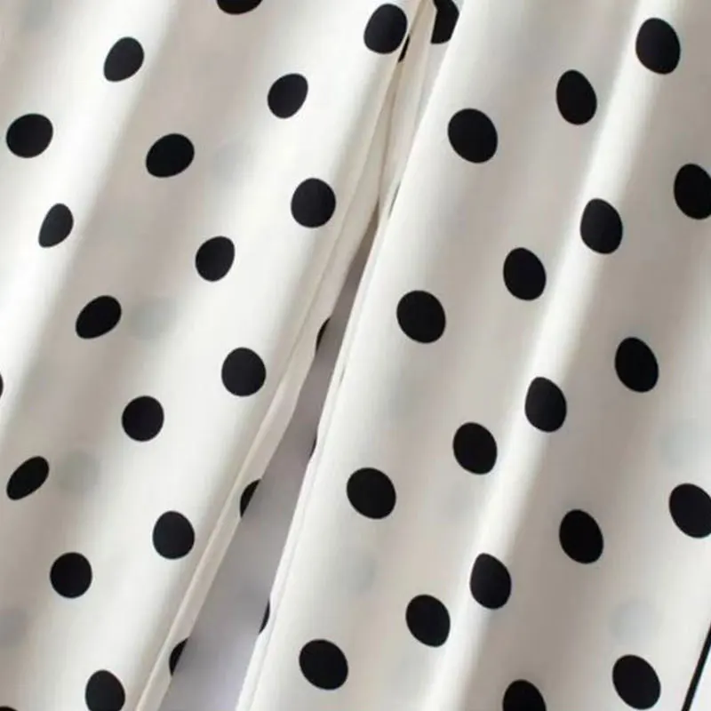 High-end triacetate wide-leg pants women's plus size 2021 spring and summer new Korean fashion polka dot printing casual pants
High-end triacetate wide-leg pants women's plus size 2021 spring and summer new Korean fashion polka dot printing casual pants