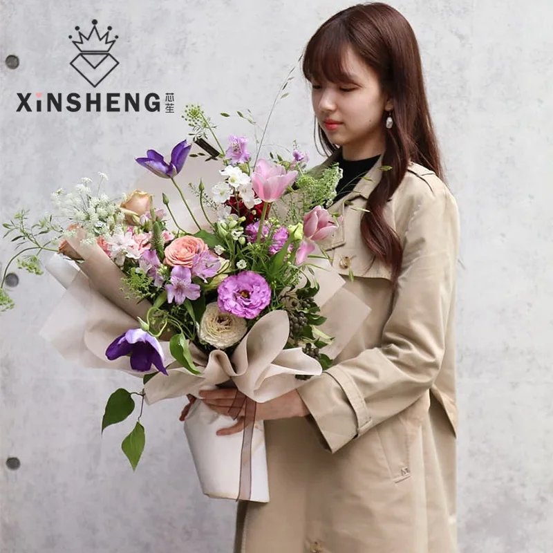 Solid ColorTwo-Color Kraft Papera bout 60cm*9m Wrapper Roll Series Bouquet Flowers Gift Valentine's Day Florist materials
Solid ColorTwo-Color Kraft Papera bout 60cm*9m Wrapper Roll Series Bouquet Flowers Gift Valentine's Day Florist materials
