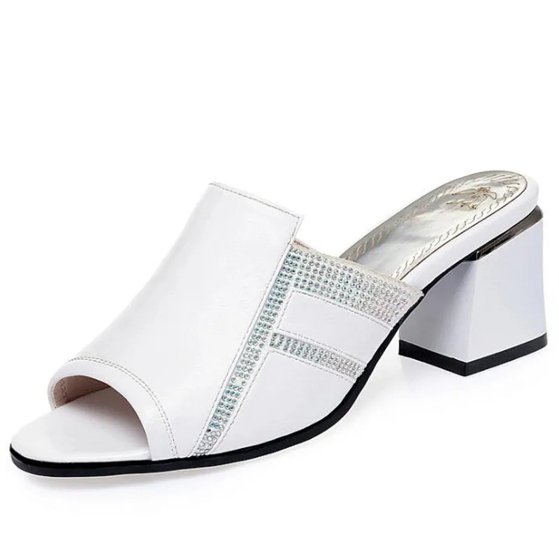 2022 New Summer Fish Mouth Rhinestone Slippers Sandals Fashion Temperament High Heel Sandals Elegant Charm Comfort Women Sandals
2022 New Summer Fish Mouth Rhinestone Slippers Sandals Fashion Temperament High Heel Sandals Elegant Charm Comfort Women Sandals