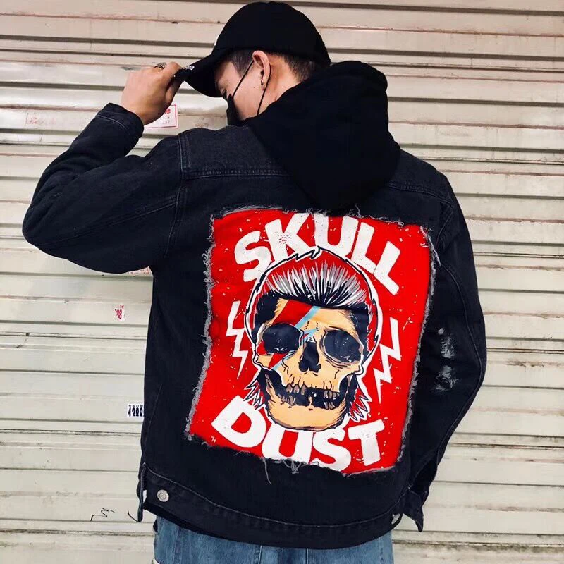 Men's Fashion Skull Printed Patchwork Ripped Denim Jacket Vintage Streetwear Oversized Hip Hop Jeans Jacket for Male Hole R3202 
Men's Fashion Skull Printed Patchwork Ripped Denim Jacket Vintage Streetwear Oversized Hip Hop Jeans Jacket for Male Hole R3202