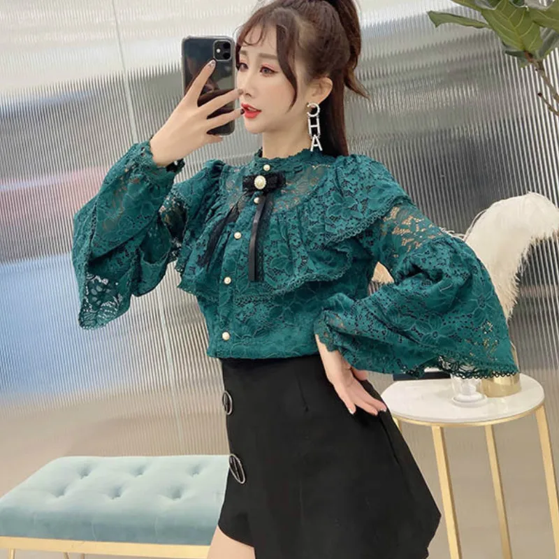 Spring Fall Sexy Hollow Lace Bottoming Shirts Cardigan Single-breasted Ruffles Blouse Bowtie Long-sleeved Crop Tops Blusas 2021
Spring Fall Sexy Hollow Lace Bottoming Shirts Cardigan Single-breasted Ruffles Blouse Bowtie Long-sleeved Crop Tops Blusas 2021
