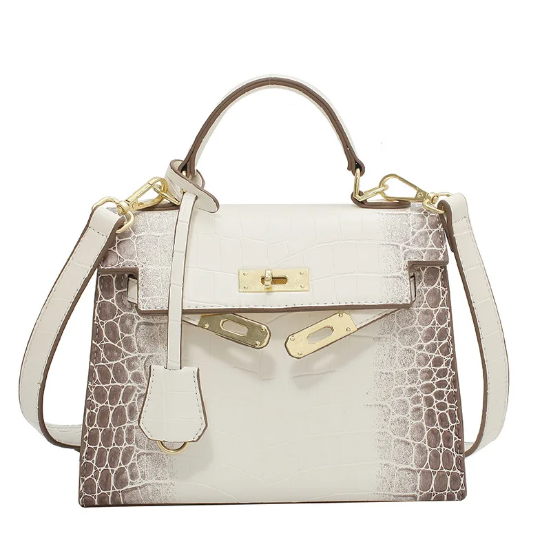 Textured Bag Female Summer 2021 Bag New Trendy Fashion Retro Handbag Western Style All-match Messenger Single Shoulder
Textured Bag Female Summer 2021 Bag New Trendy Fashion Retro Handbag Western Style All-match Messenger Single Shoulder