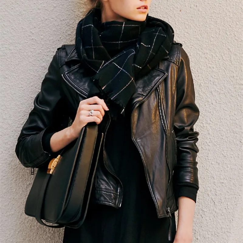 Sheepskin Delicate Bomber Jacket Women's Classic Soft Motorcycle Leather Coat Short Style Tailored Ladies Cool Tops
Sheepskin Delicate Bomber Jacket Women's Classic Soft Motorcycle Leather Coat Short Style Tailored Ladies Cool Tops