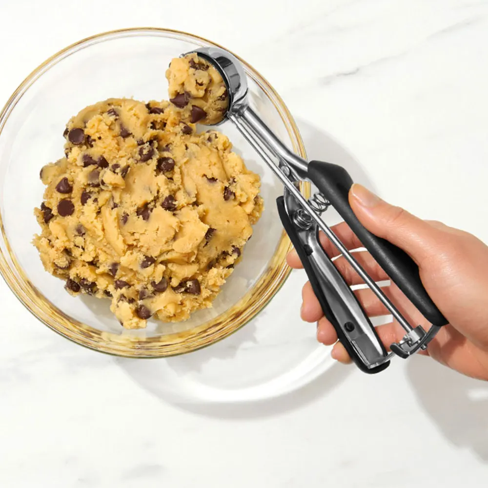 4pcs Ice Cream Scoops Stainless Steel Fruit Scoops Kitchen Gadget (Black)
4pcs Ice Cream Scoops Stainless Steel Fruit Scoops Kitchen Gadget (Black)