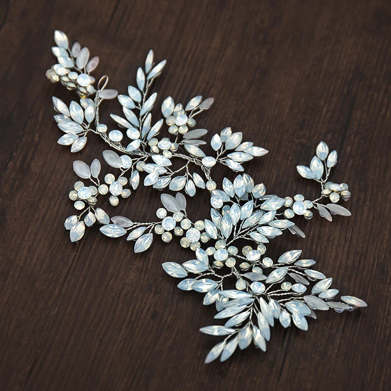 New Fashion Handmade Bride Crown Wedding Tiaras Rhinestones Women Hair Accessories Pearls Jewelry Headpiece Soft Luxury Hairband 
New Fashion Handmade Bride Crown Wedding Tiaras Rhinestones Women Hair Accessories Pearls Jewelry Headpiece Soft Luxury Hairband