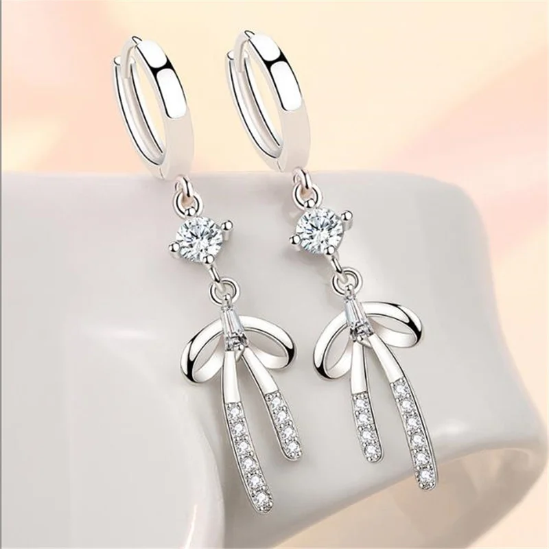 Fashion Silver 925 Sterling Earrings Female Long Accessories On Ear 2022 Trendy Zircon Bowknot Drop Earrings For Women Jewelry
Fashion Silver 925 Sterling Earrings Female Long Accessories On Ear 2022 Trendy Zircon Bowknot Drop Earrings For Women Jewelry