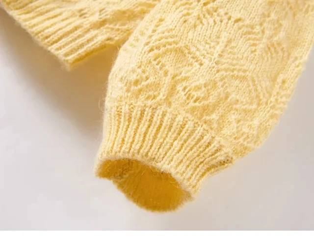 Hollow out Women Knitted Sweater White Blue Yellow O-neck Long Sleeve 2020 New Knitwear Cardigans
Hollow out Women Knitted Sweater White Blue Yellow O-neck Long Sleeve 2020 New Knitwear Cardigans