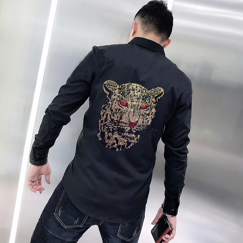 Black And White Hot Diamond Design Spring Men's T-Shirt Exquisite Rhinestone Popular Business Buttons Lapel Long Sleeve Slim 
Black And White Hot Diamond Design Spring Men's T-Shirt Exquisite Rhinestone Popular Business Buttons Lapel Long Sleeve Slim