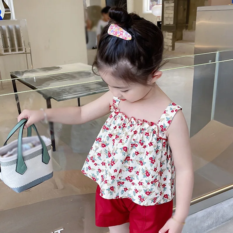 Children girl Sweete flower print Camisoles Summer girl casual fashion sleeveless tank kid clothing vest for girl 1-5years old
Children girl Sweete flower print Camisoles Summer girl casual fashion sleeveless tank kid clothing vest for girl 1-5years old