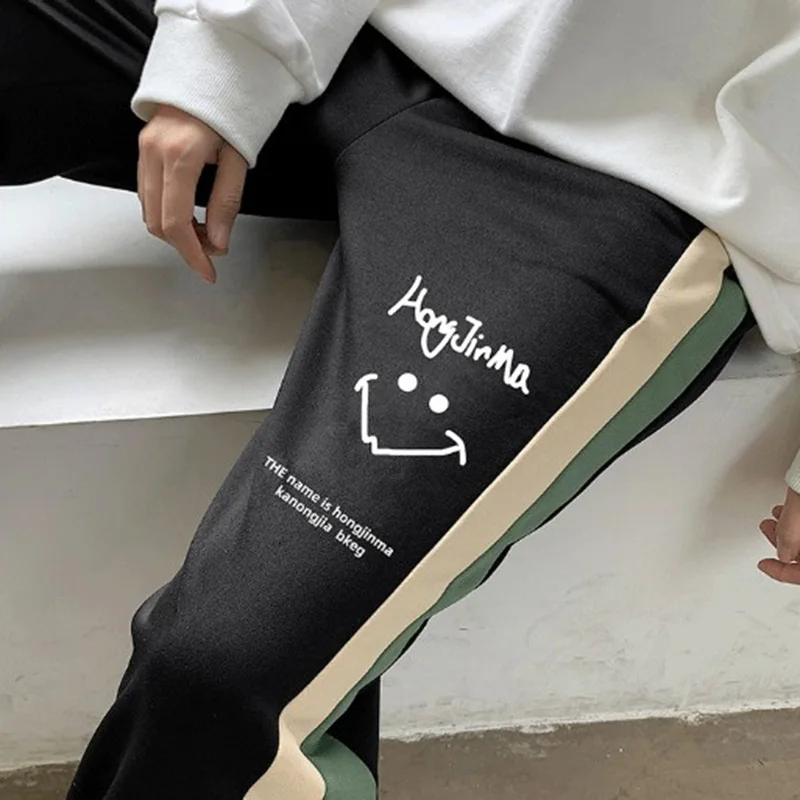 Spring Autumn Men Casual Sweatpants 2021 Mens Sportswear Joggers Striped Pants Elastic Male Skinny Slim Fitted Gyms Harem Pants
Spring Autumn Men Casual Sweatpants 2021 Mens Sportswear Joggers Striped Pants Elastic Male Skinny Slim Fitted Gyms Harem Pants