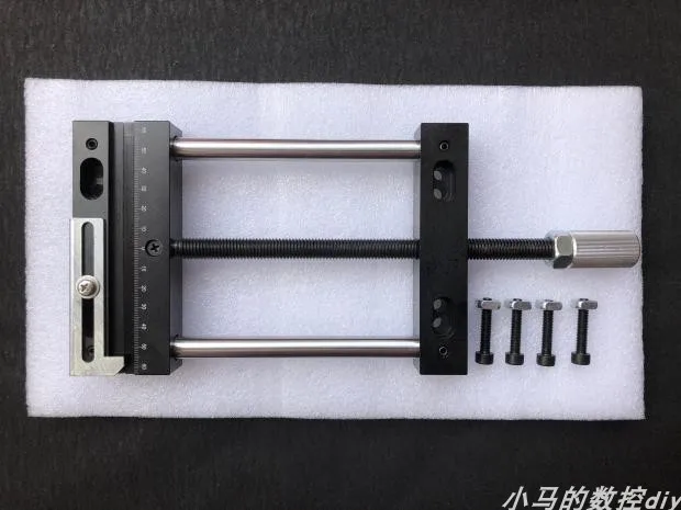 Гравировальный станок плоскогубцы, прецизионные приспособления аксессуары, CNC новый продукт, ультра-тонкие весы рельеф, полые резьбы по дереву 
Гравировальный станок плоскогубцы, прецизионные приспособления аксессуары, CNC новый продукт, ультра-тонкие весы рельеф, полые резьбы по дереву
