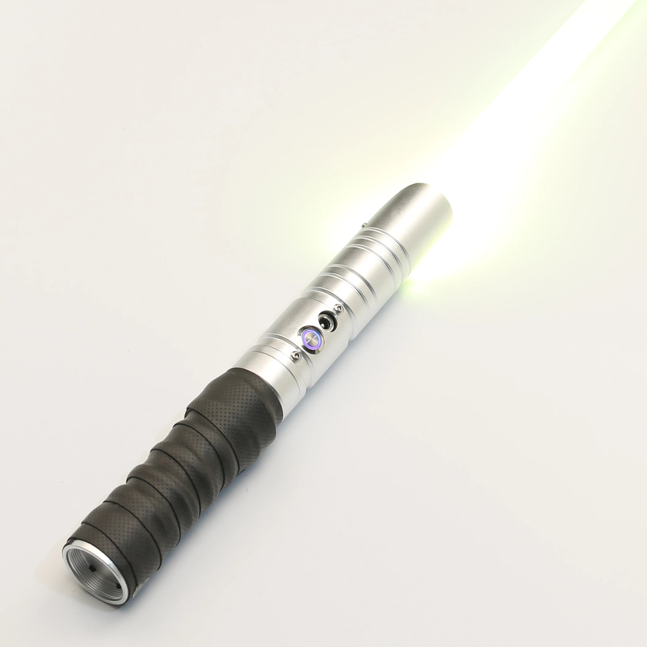 

TXQSABER HOT Skywalker Lightsaber RGB Luke Metal Light Saber Laser Force FX Heavy Dueling Loud Sound High LED With FOC-TS001