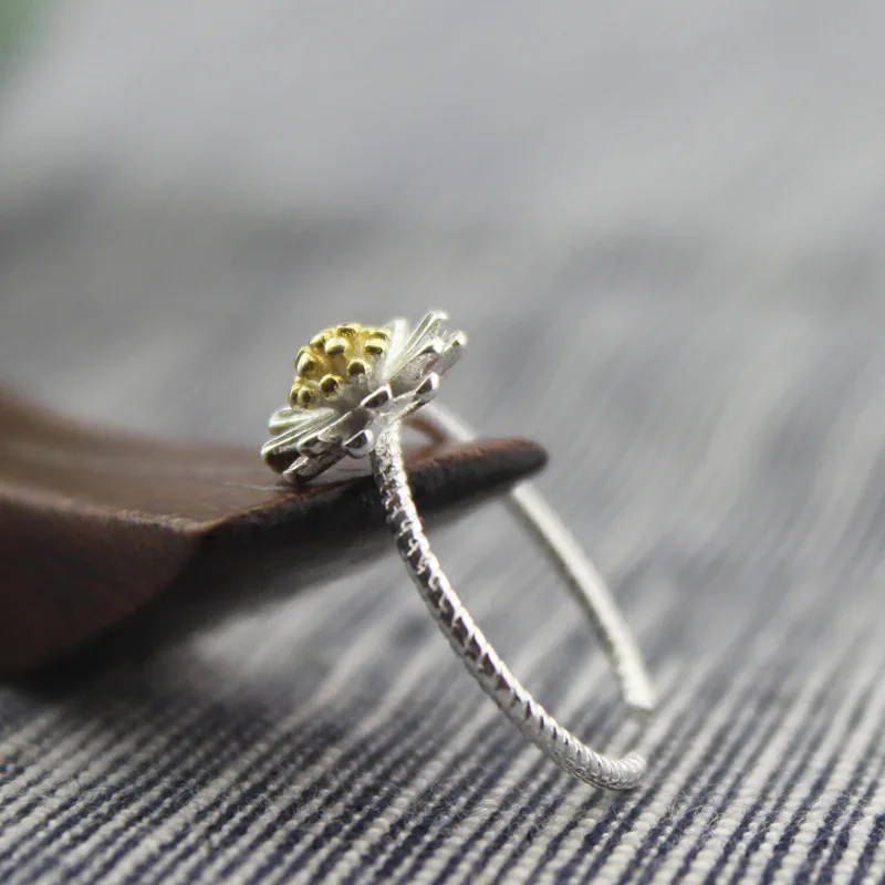 KiK Trendy Jewelry Metal Ring Adjustable Silvery Plating Delicate Design Golden 2021 New Flower Ring For Girl Lady Gifts
KiK Trendy Jewelry Metal Ring Adjustable Silvery Plating Delicate Design Golden 2021 New Flower Ring For Girl Lady Gifts