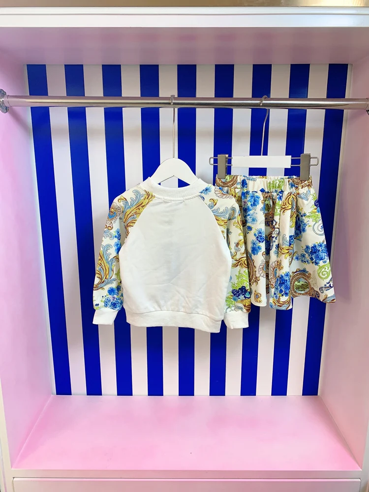 Girls Boutique Outfits Kids Spring Autumn New Fashion Cute Long Sleeve Sweater Skirt 2-piece Set Little Girl Designer Clothes
Girls Boutique Outfits Kids Spring Autumn New Fashion Cute Long Sleeve Sweater Skirt 2-piece Set Little Girl Designer Clothes