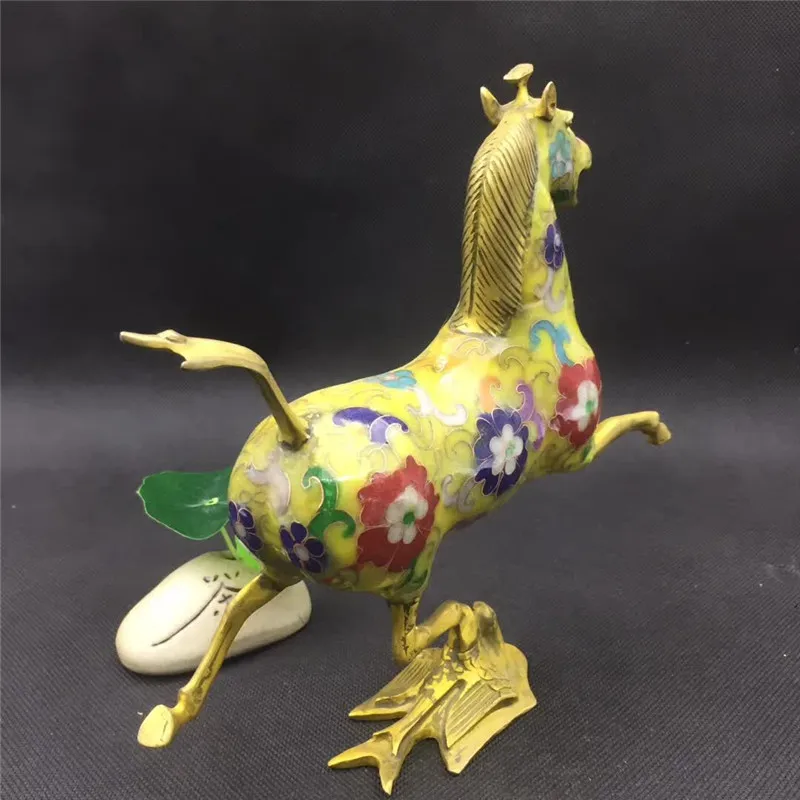 Chinese Cloisonne Copper Carving Flower Brass Horse Zodiac Animal Statue Auspicious Gift Home Fengshui Decoration Bronze Statue
Chinese Cloisonne Copper Carving Flower Brass Horse Zodiac Animal Statue Auspicious Gift Home Fengshui Decoration Bronze Statue