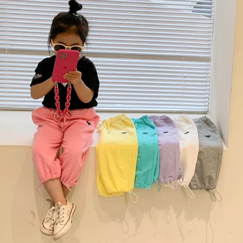 2022 New Pants Soild Color Sweatpants Children's Clothing Kids Girls Boys Spring Casual Drawstring Trousers Pantalones Para Bebe 
2022 New Pants Soild Color Sweatpants Children's Clothing Kids Girls Boys Spring Casual Drawstring Trousers Pantalones Para Bebe