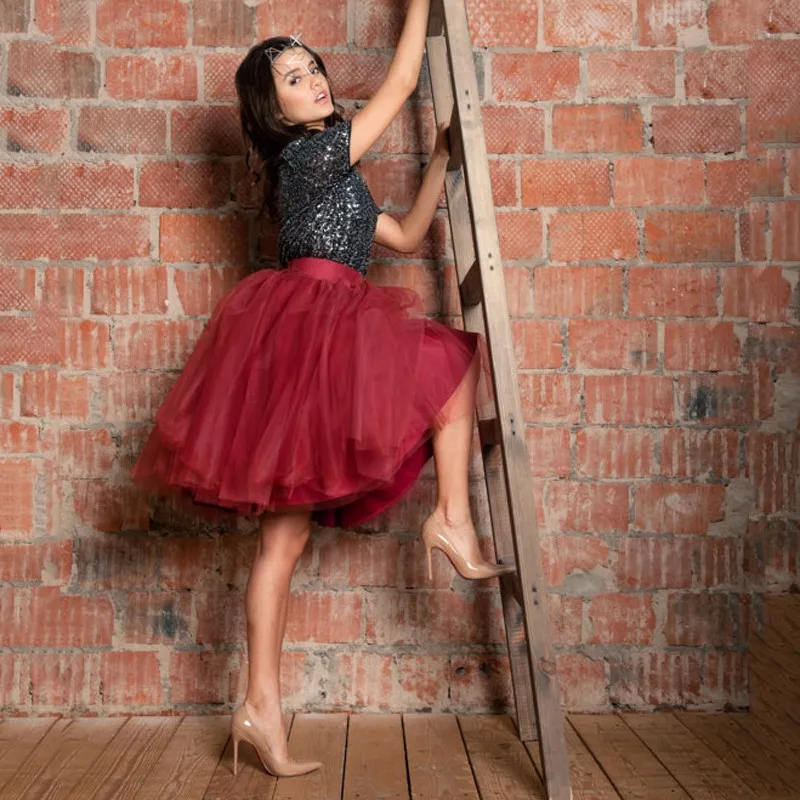 Burgundy Formal Short Tulle Skirt Knee Length Pure Color Girls Womens Fashion Tutu Skirts Saia De Midi-calf Office Lady DARGNE
Burgundy Formal Short Tulle Skirt Knee Length Pure Color Girls Womens Fashion Tutu Skirts Saia De Midi-calf Office Lady DARGNE