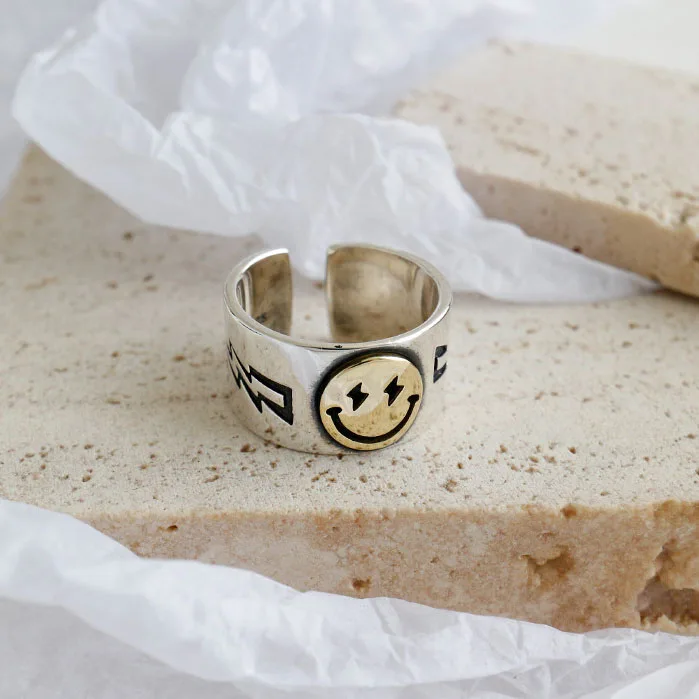 Lucky Smile Human Face Rings For Women Fashion Jewelry Cool Personality Design High Quality Ladies Gold Silver Color Finger Ring
Lucky Smile Human Face Rings For Women Fashion Jewelry Cool Personality Design High Quality Ladies Gold Silver Color Finger Ring